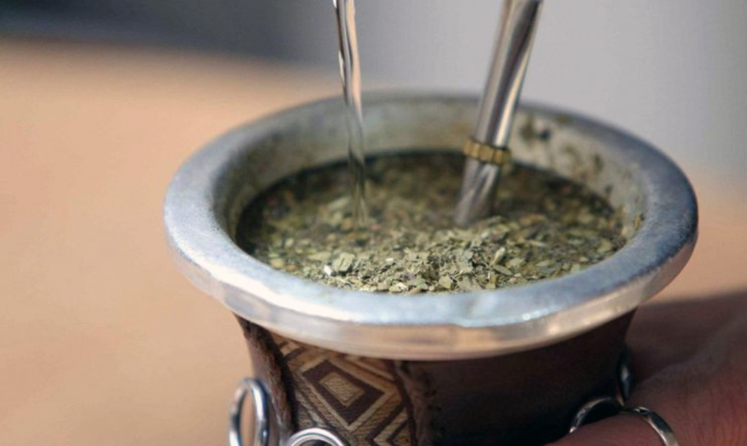 Empezar con agua tibia, un consejo clave.