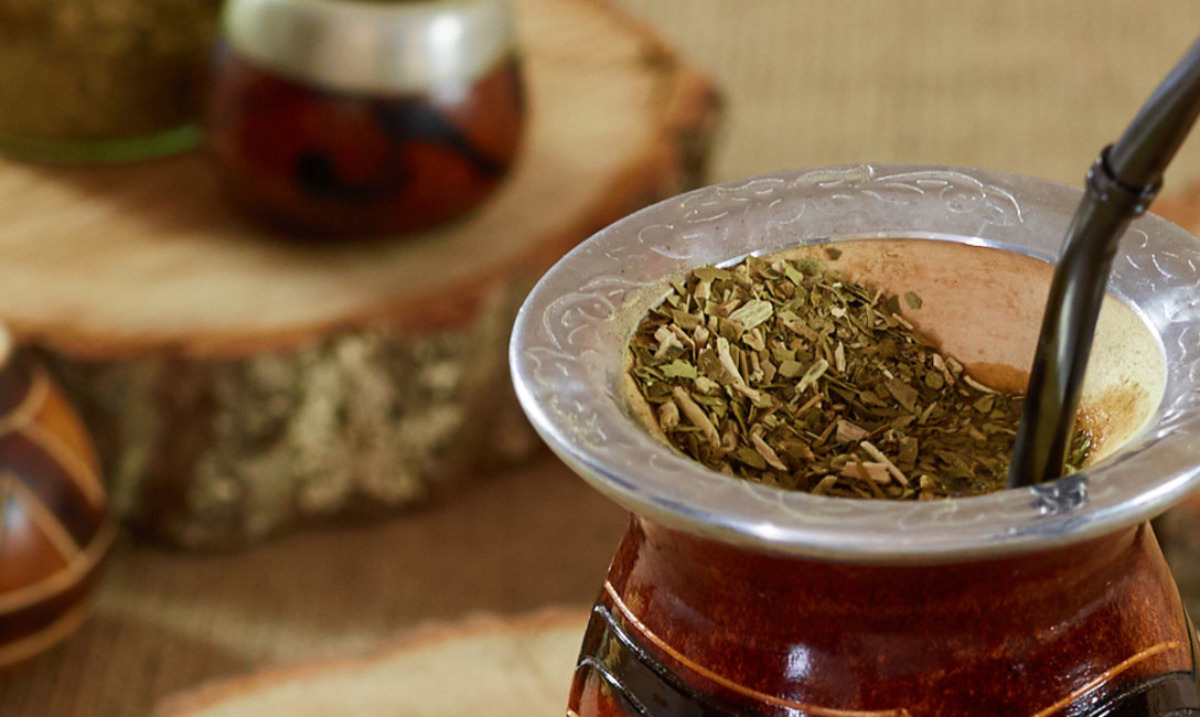 Imagen de Consumo de yerba mate y pérdida de hueso en la menopausia Imagen de Consumo de yerba mate y pérdida de hueso en la menopausia