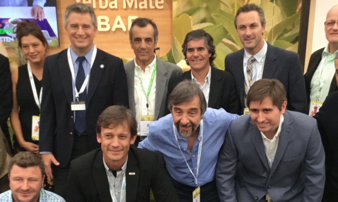 Imagen de La Yerba Mate Argentina en Paris Imagen de La Yerba Mate Argentina en Paris