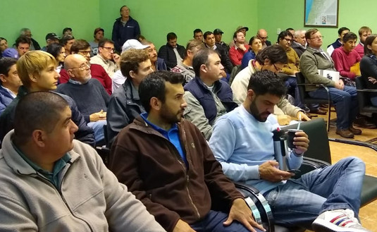 Imagen de Productores y técnicos participan de jornada de capacitación del INYM