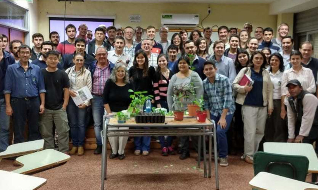 Imagen de Jornada de Divulgación Científica “Producción de Yerba Mate” Imagen de Jornada de Divulgación Científica “Producción de Yerba Mate”