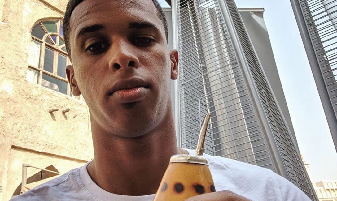 Imagen de El mate también se toma en Qatar Imagen de El mate también se toma en Qatar