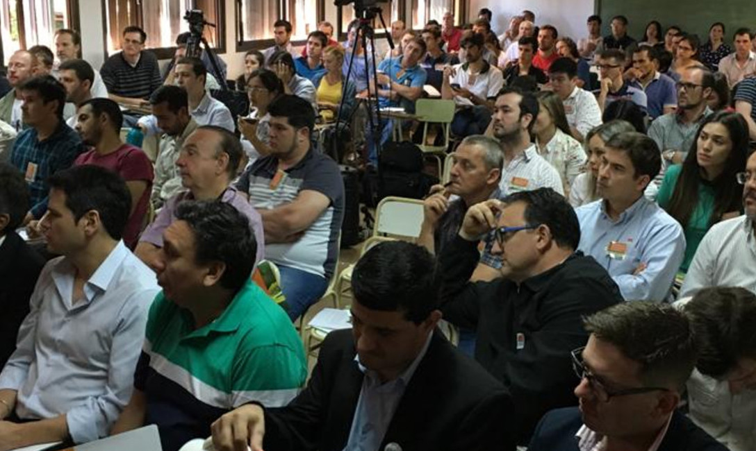 Imagen de A sala llena, comenzó la Jornada de Divulgación Científica Imagen de A sala llena, comenzó la Jornada de Divulgación Científica