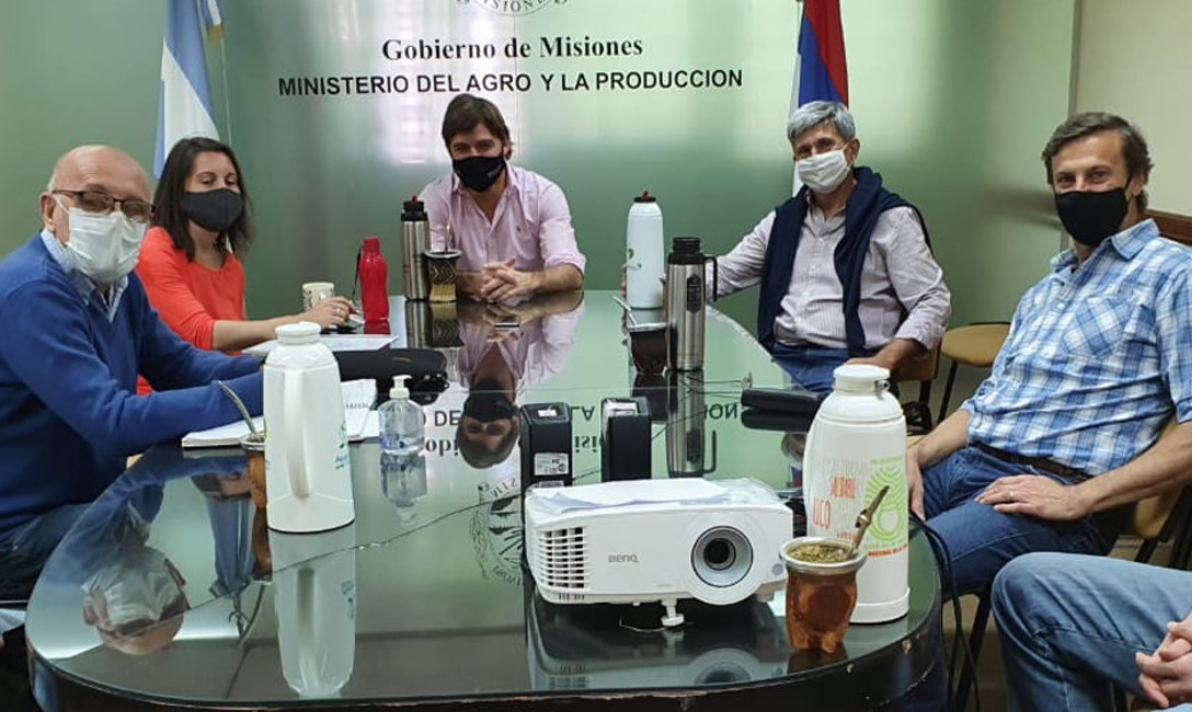 Imagen de Nos reunimos con el Ministerio del Agro para coordinar trabajos en conjunto Imagen de Nos reunimos con el Ministerio del Agro para coordinar trabajos en conjunto