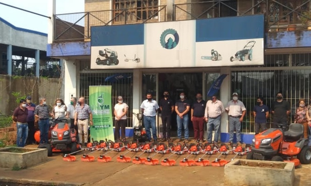 Imagen de Herramientas para yerbateros de Apóstoles Imagen de Herramientas para yerbateros de Apóstoles