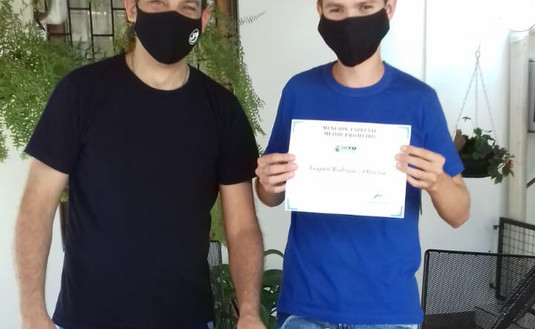 Imagen de Más aplausos para Joaquín, el mejor de las escuelas agrarias