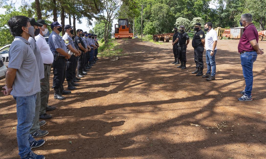 Imagen de Comenzamos los operativos conjuntos contra el robo de yerba mate Imagen de Comenzamos los operativos conjuntos contra el robo de yerba mate