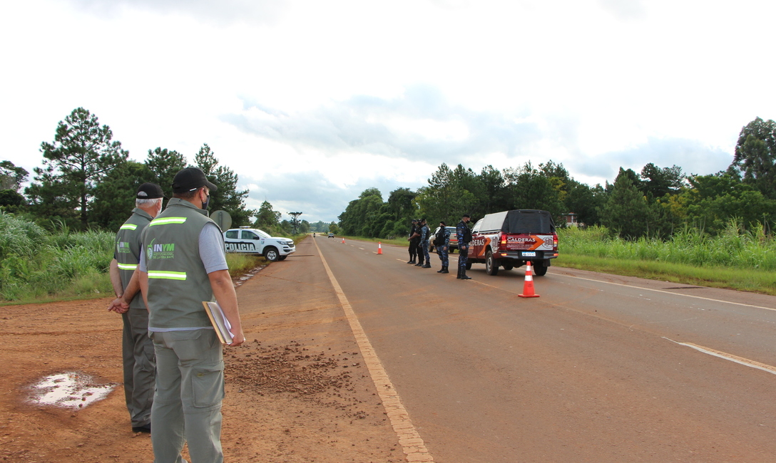 Imagen de Amplios operativos del INYM y de la Polic&iacute;a de Misiones para prevenir el hurto de yerba mate