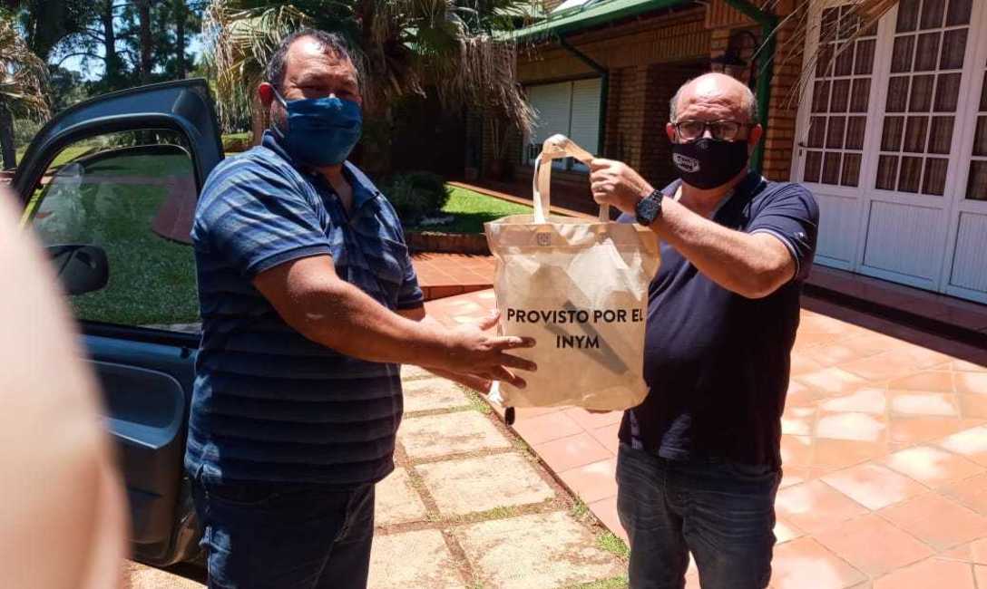 Imagen de M&aacute;s indumentaria para cosecheros