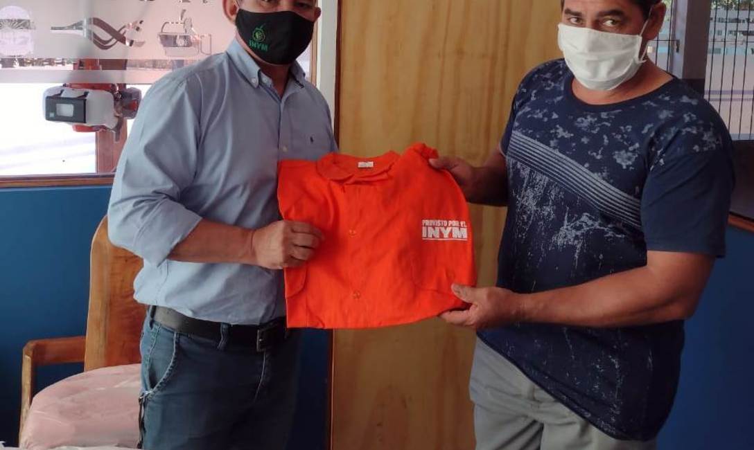 Imagen de Nueva entrega de indumentaria para cosecheros