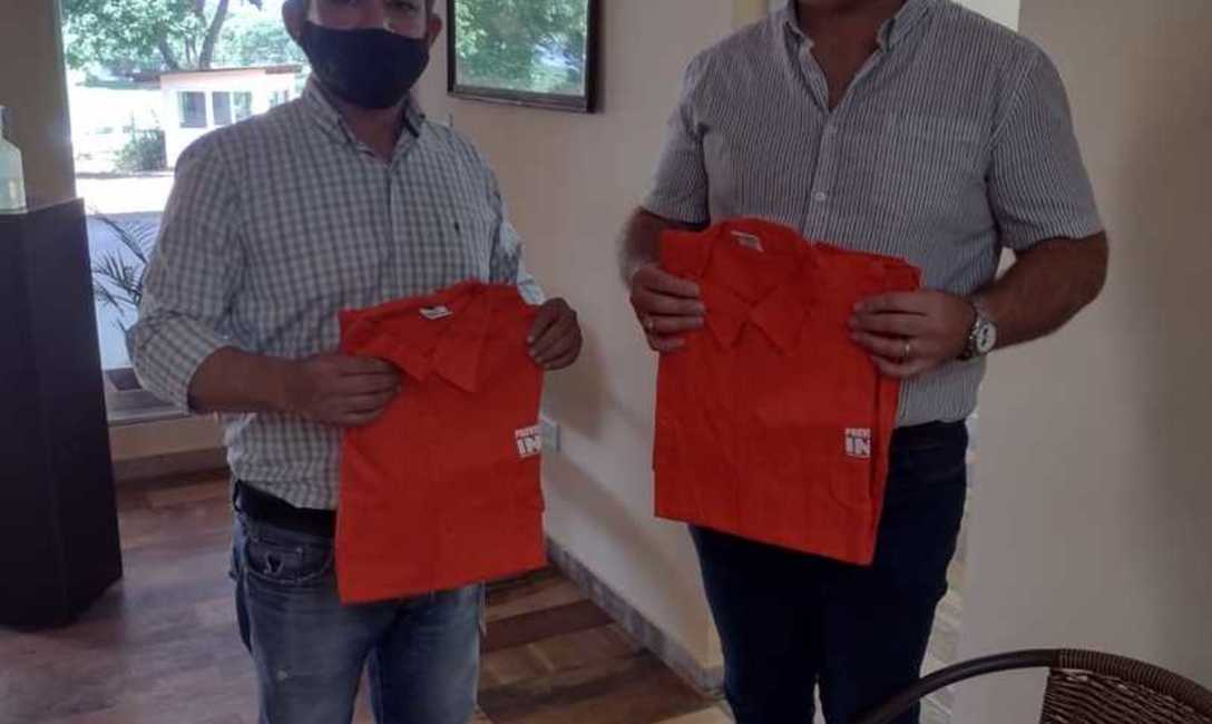 Imagen de Nueva entrega de indumentaria para cosecheros