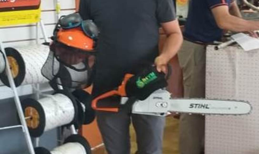 Imagen de Entrega de herramientas para cuidar el yerbal