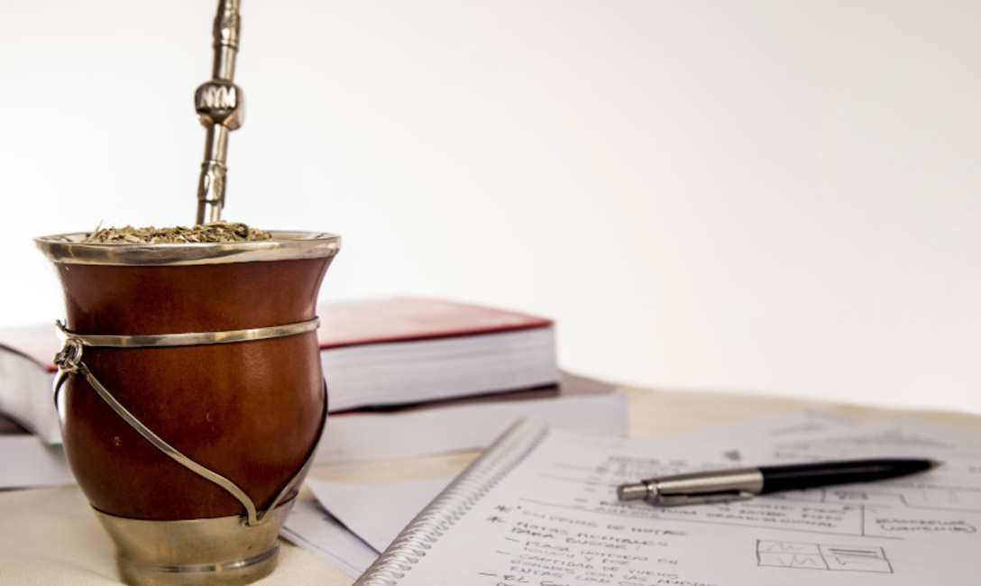 Imagen de Est&aacute; abierta la inscripci&oacute;n para acceder a becas del INYM