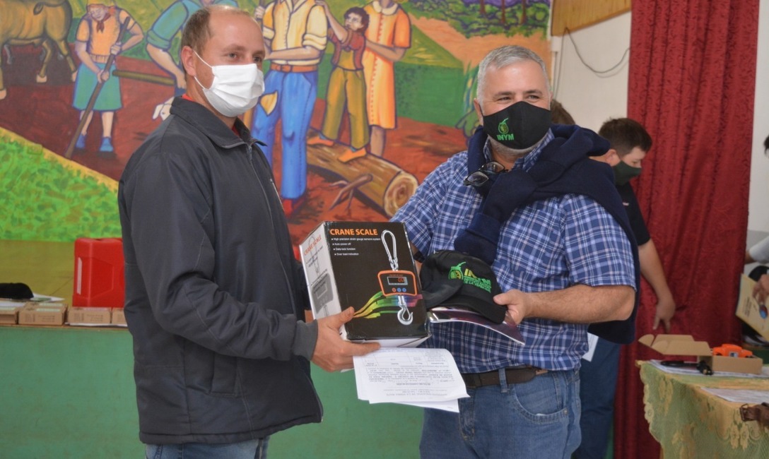 Imagen de M&aacute;s herramientas para peque&ntilde;os productores de Campo Viera y Dos de Mayo