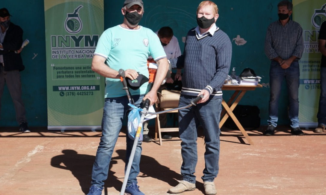 Imagen de Entregamos herramientas en San Pedro