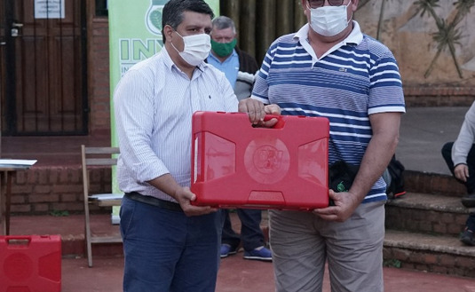 Imagen de Productores de Arist&oacute;bulo del Valle recibieron herramientas