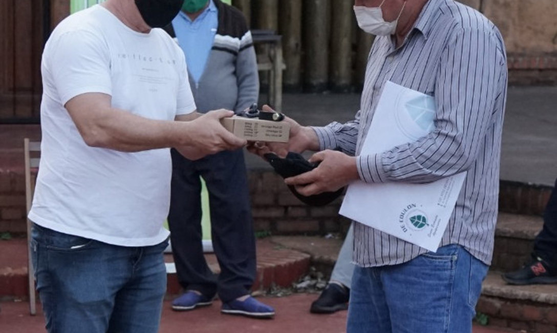 Imagen de Productores de Arist&oacute;bulo del Valle recibieron herramientas