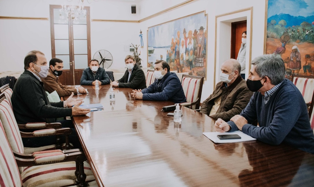 Imagen de Reunión con el Secretario de Agricultura de la Nación, Jorge Solmi Imagen de Reunión con el Secretario de Agricultura de la Nación, Jorge Solmi