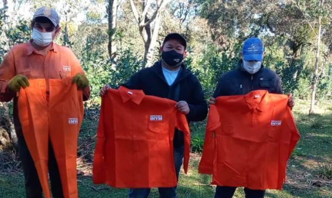 Imagen de Indumentaria para tareferos de la zona Centro