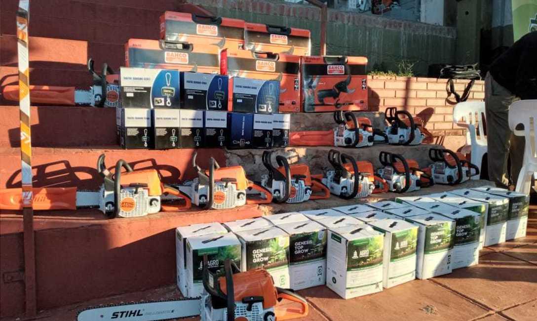 Imagen de Registro de yerbales y entrega de herramientas en distintas localidades