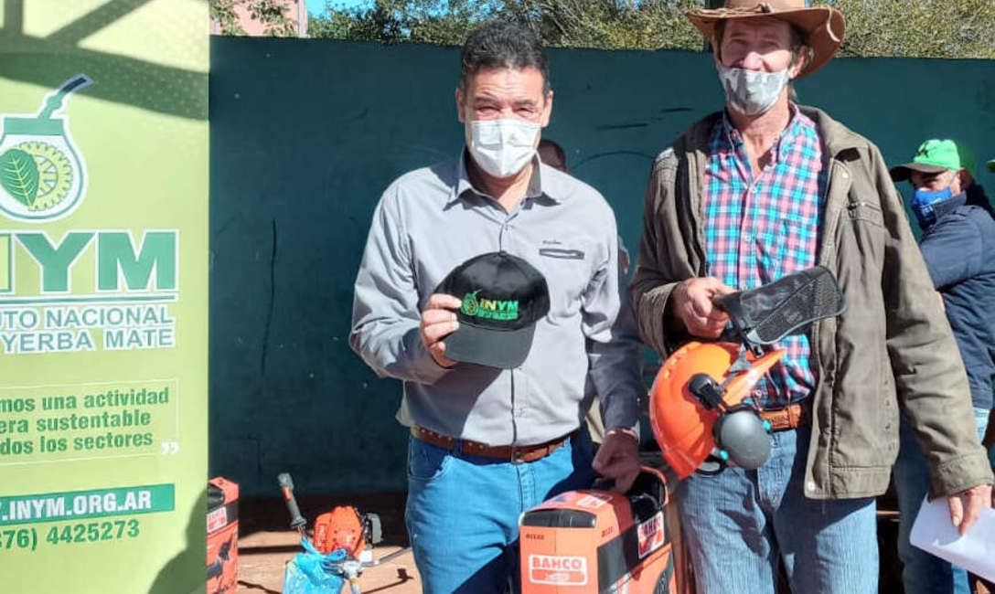 Imagen de El INYM entreg&oacute; 48 herramientas de trabajo a productores de San Pedro