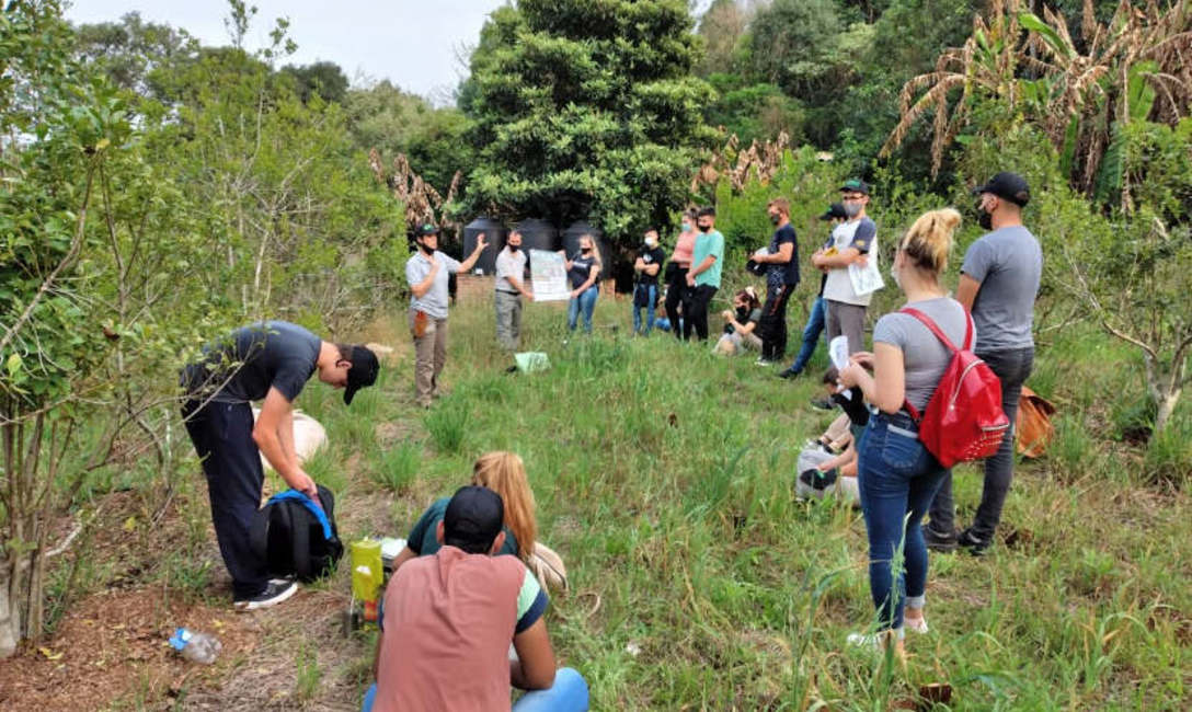 Imagen de J&oacute;venes becados por el INYM trasladan conocimientos a las chacras y quieren formarse en agronom&iacute;a