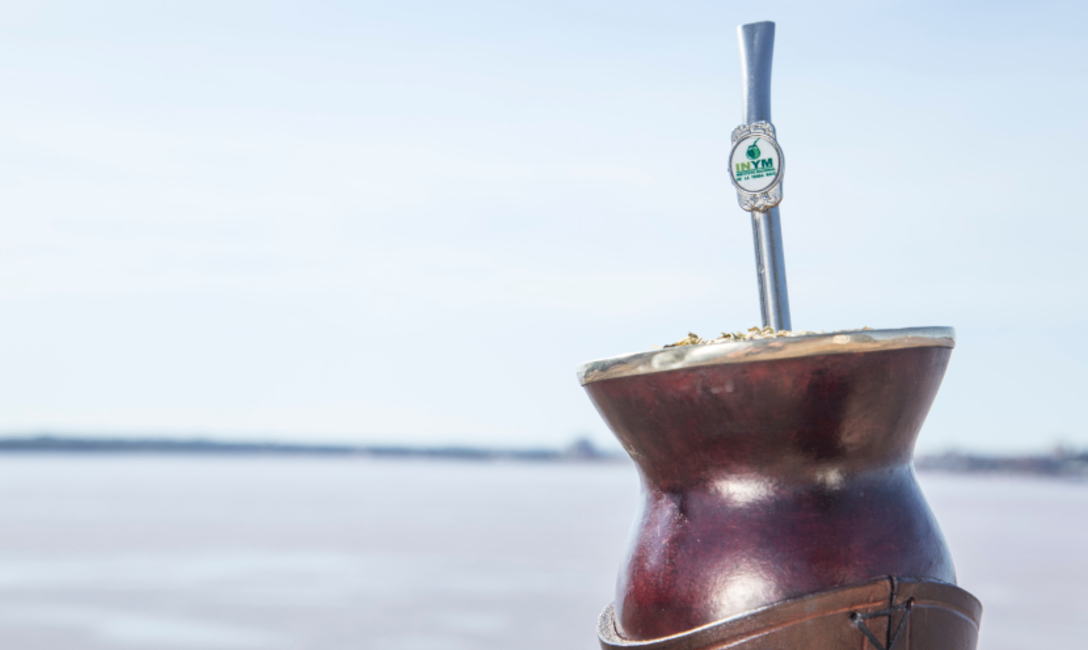 Mate caliente, otra opción para incorporar la ingesta de líquidos. Mate caliente, otra opción para incorporar la ingesta de líquidos.