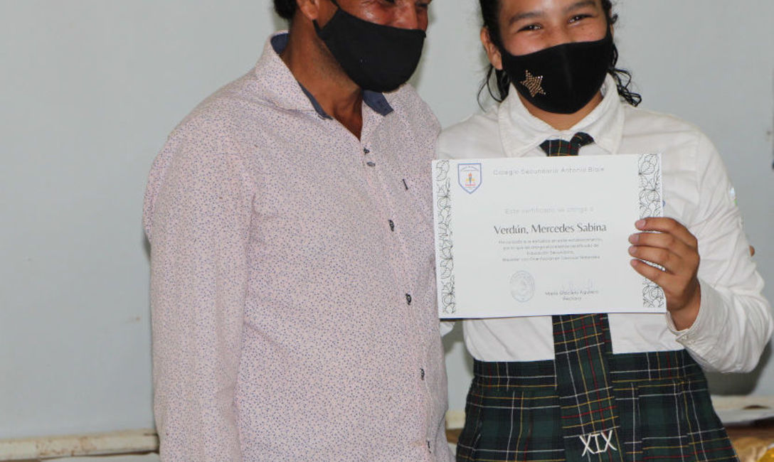 Imagen de Mercedes, el mejor promedio entre estudiantes becados por el INYM Imagen de Mercedes, el mejor promedio entre estudiantes becados por el INYM