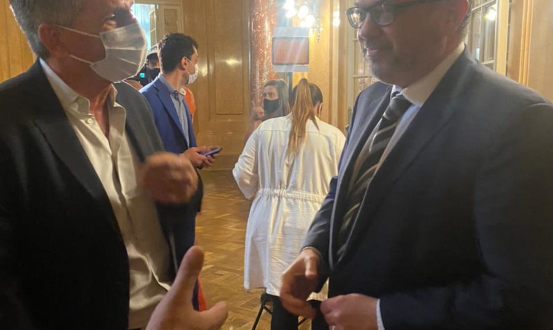 Juan José Szychowski, presidente del Instituto junto al Ministro de Desarrollo Productivo, Matías Kulfas. Juan José Szychowski, presidente del Instituto junto al Ministro de Desarrollo Productivo, Matías Kulfas.