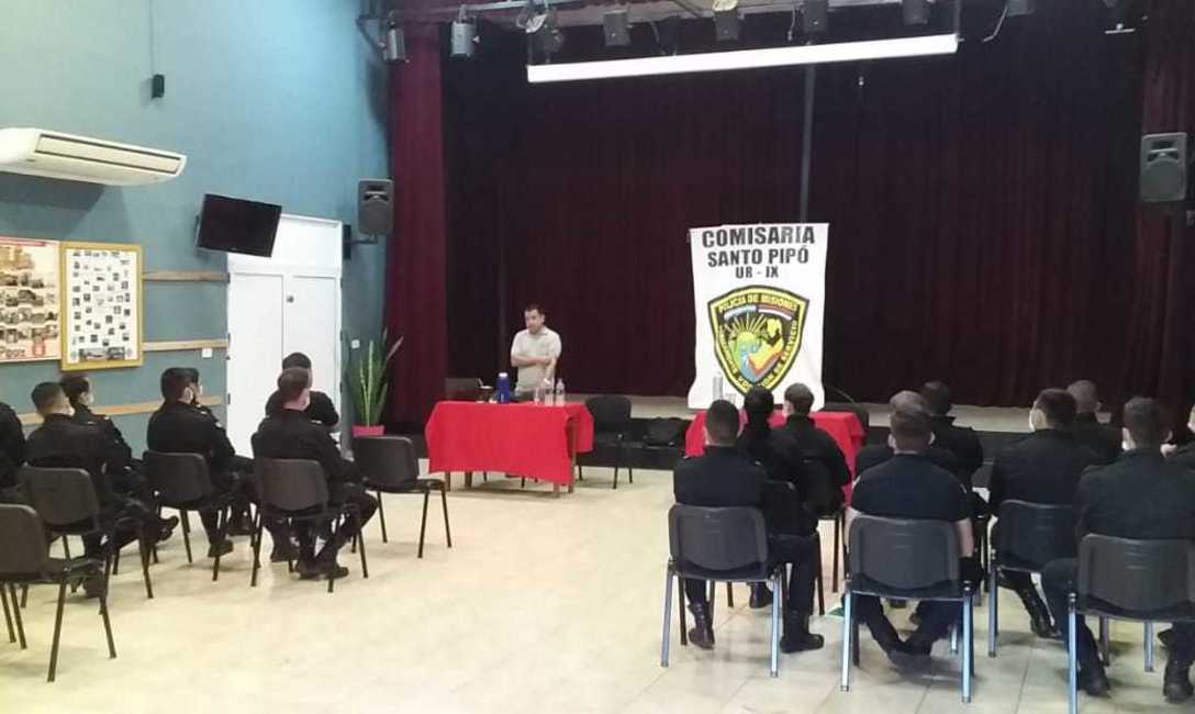 Imagen de Charlas para coordinar tareas de control con la Polic&iacute;a de Misiones