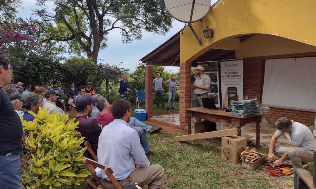 Imagen de Contin&uacute;an las capacitaciones para cosecheros