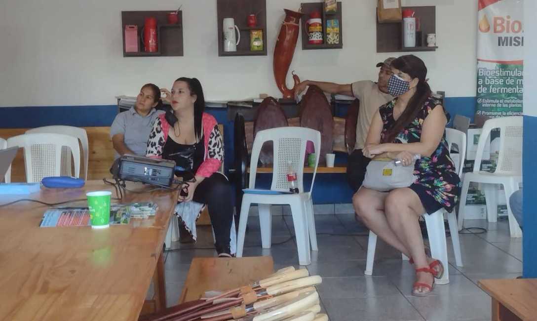 Imagen de Contin&uacute;an las capacitaciones para cosecheros