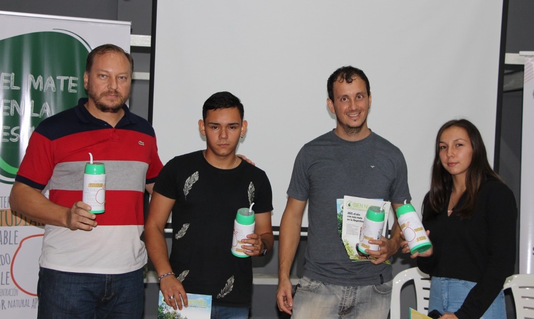 Imagen de El Mate en la Escuela, una herramienta pedagógica, transformadora, para los jóvenes Imagen de El Mate en la Escuela, una herramienta pedagógica, transformadora, para los jóvenes