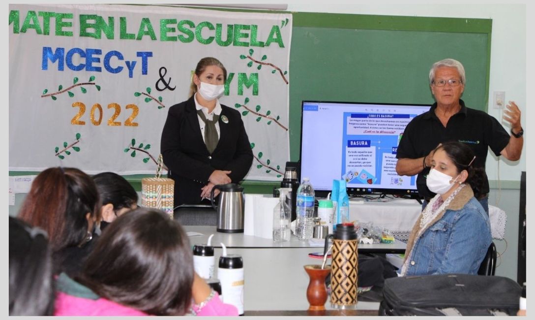 Imagen de El Mate en la Escuela ya es parte de las clases del Colegio 2 de Posadas Imagen de El Mate en la Escuela ya es parte de las clases del Colegio 2 de Posadas