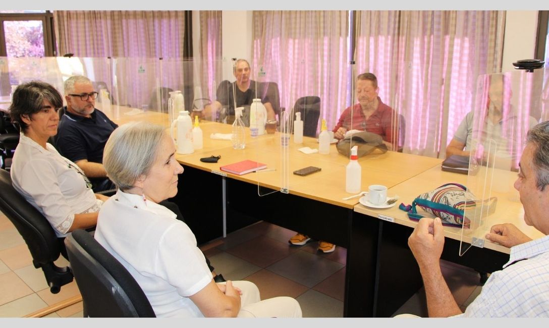 Imagen de Extensi&oacute;n rural del INYM se capacita con referentes de Ciencias Agropecuarias de la Universidad de C&oacute;rdoba
