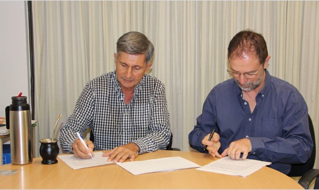 Imagen de Convenio para continuar incorporando &aacute;rboles a los yerbales