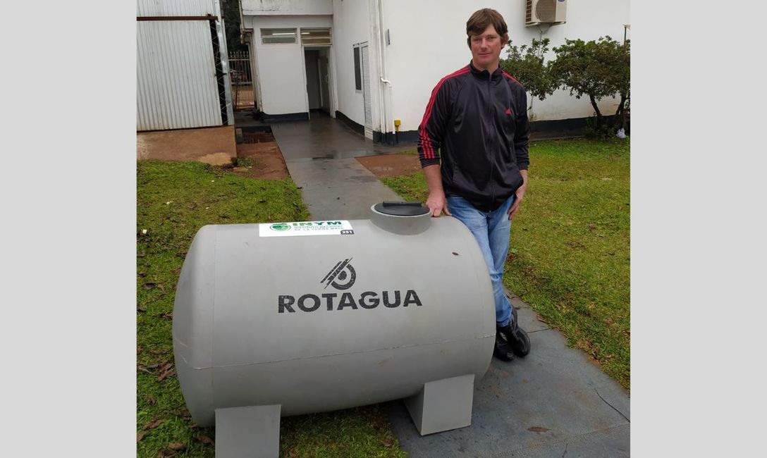 Imagen de Se entregaron herramientas en San Vicente y San Pedro
