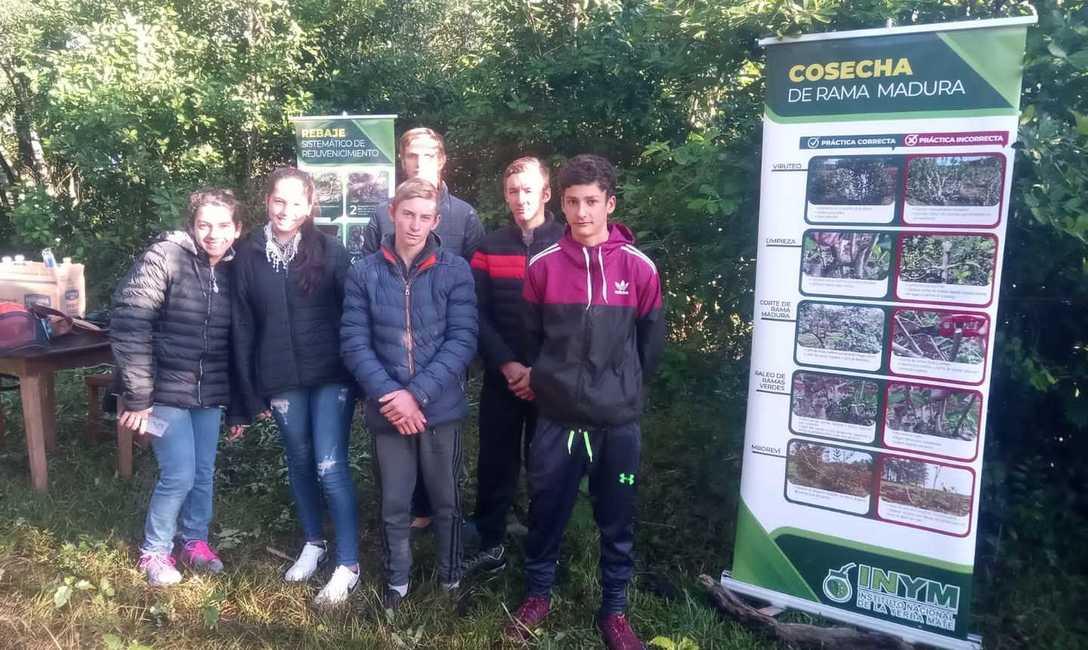 Imagen de Jornada de capacitaci&oacute;n con productores y estudiantes en Colonia Alicia