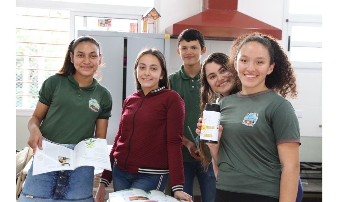 Imagen de Historia y biolog&iacute;a de la yerba mate en el BOP 54 de Andresito