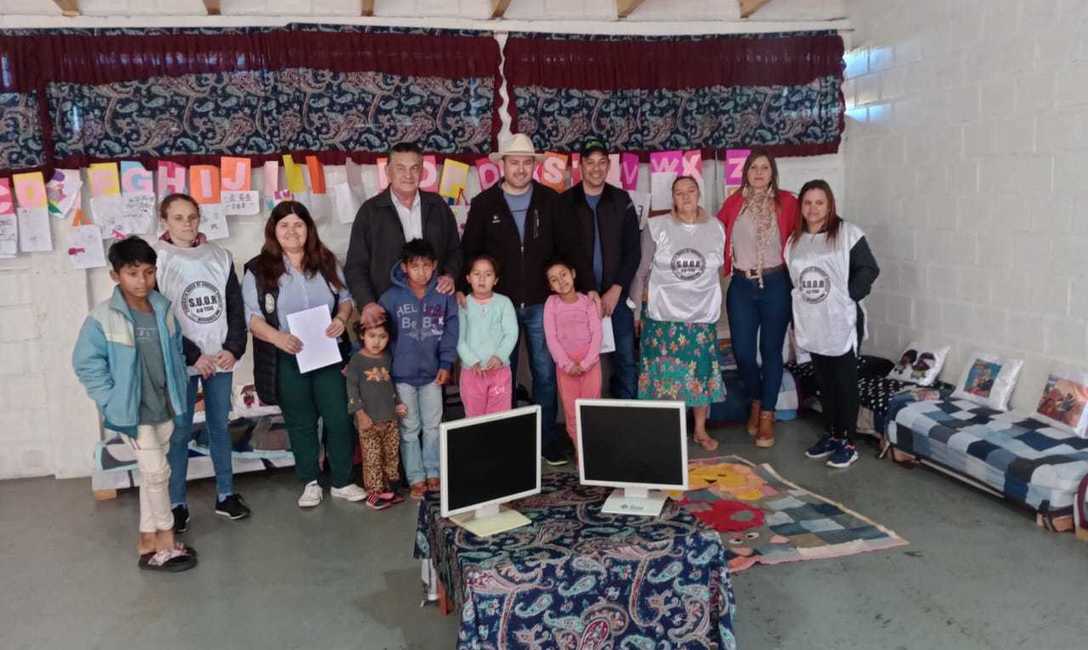 Imagen de Zamba, el espacio para hijos de tareferos, ya cuenta con dos computadoras Imagen de Zamba, el espacio para hijos de tareferos, ya cuenta con dos computadoras