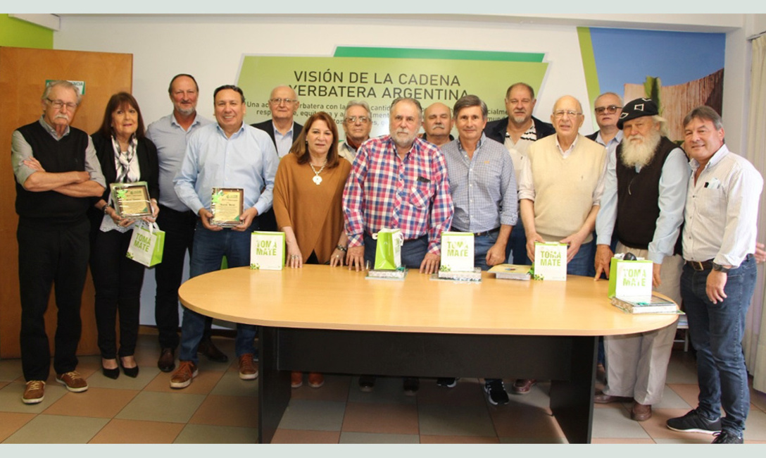 Imagen de Reivindicación del INYM y emoción en el acto homenaje por sus 20 años Imagen de Reivindicación del INYM y emoción en el acto homenaje por sus 20 años