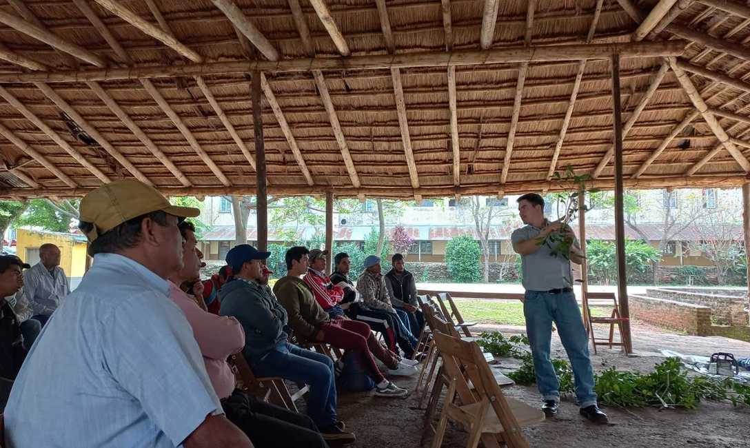Imagen de Capacitaci&oacute;n a 21 tareferos en San Jos&eacute;
