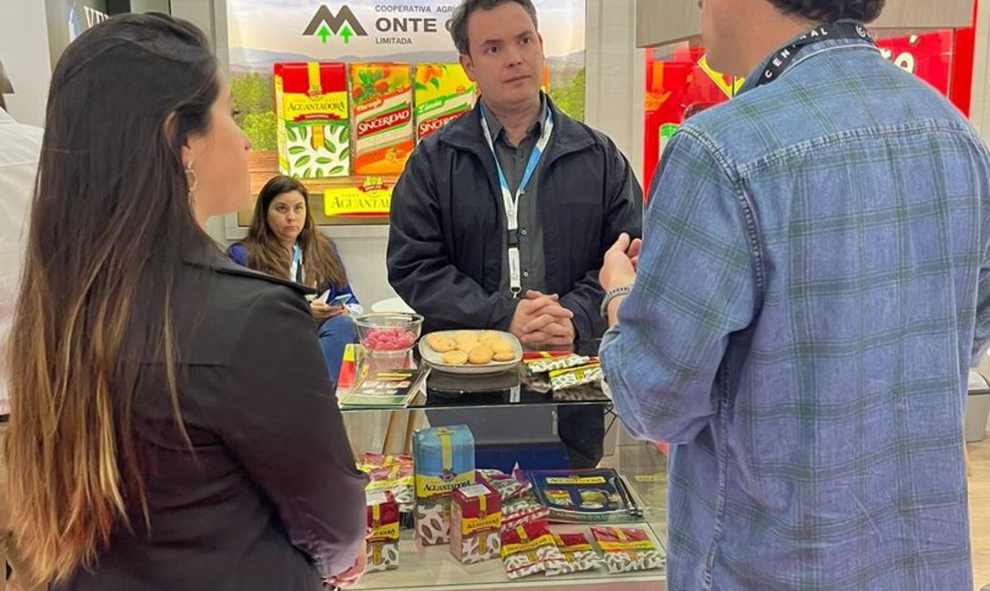 Imagen de Para sumar consumidores, 14 empresas y el INYM promocionan el producto en Chile Imagen de Para sumar consumidores, 14 empresas y el INYM promocionan el producto en Chile