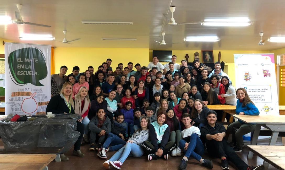 Imagen de Producci&oacute;n, exportaci&oacute;n, salud y ambiente, temas con El Mate en la Escuela