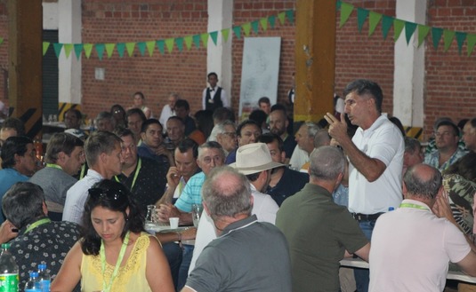 El presidente del INYM, Juan José Szychowski reivindicó las banderas de la lucha de los productores.