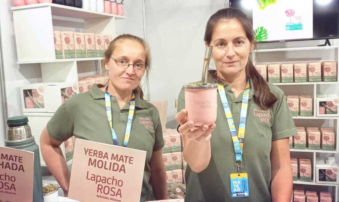 Imagen de Lapacho Rosa, de cumpleaños en MATEAR Imagen de Lapacho Rosa, de cumpleaños en MATEAR