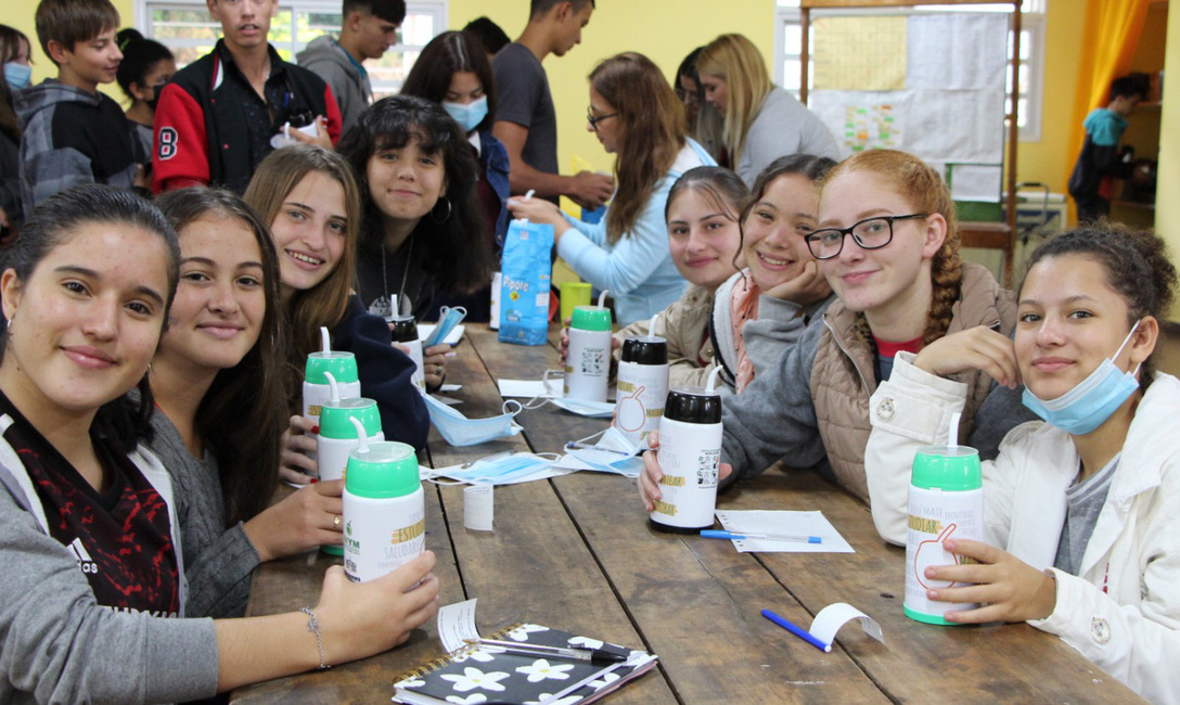 Imagen de Convocatoria a empresas para participar de El Mate en la Escuela