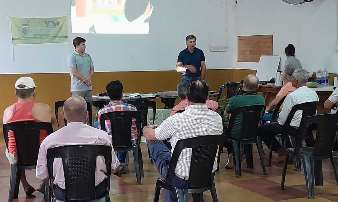 Imagen de Reunión con productores de San Carlos Imagen de Reunión con productores de San Carlos