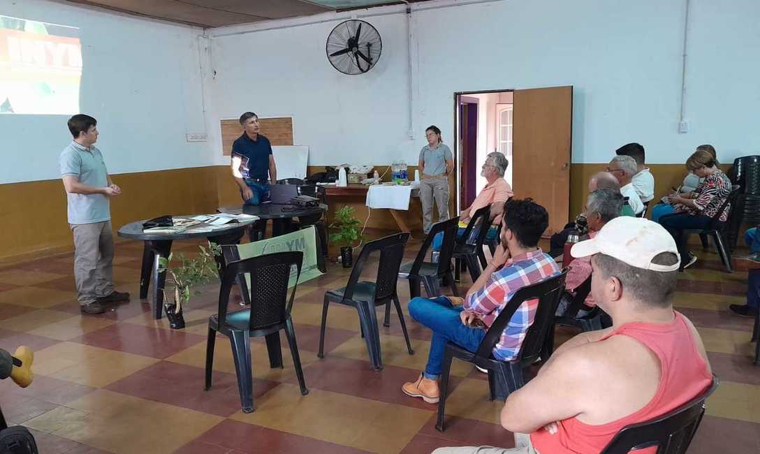 Imagen de Reunión con productores de San Carlos Imagen de Reunión con productores de San Carlos