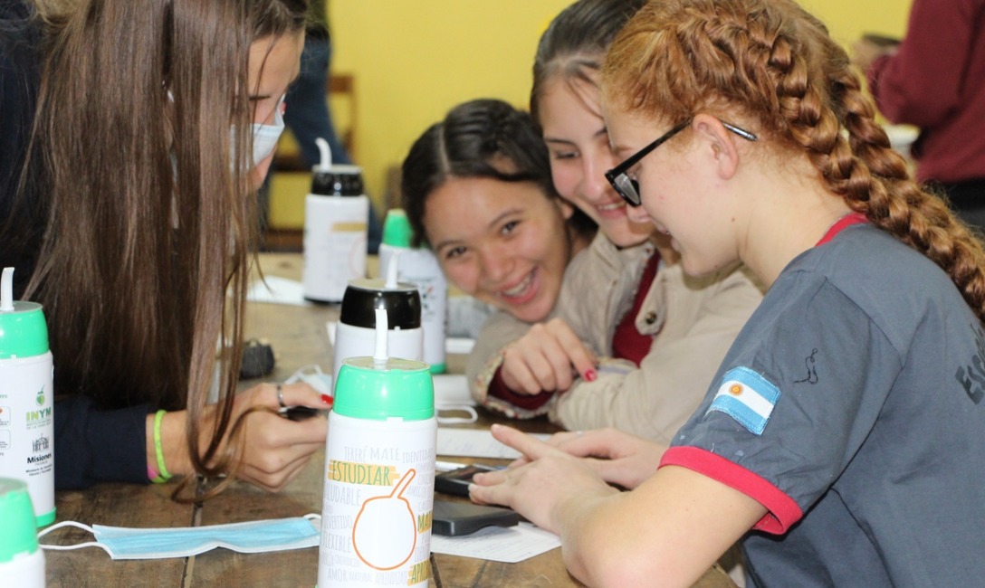 Imagen de Becas Estudiando con el Mate 2023 para escuelas secundarias